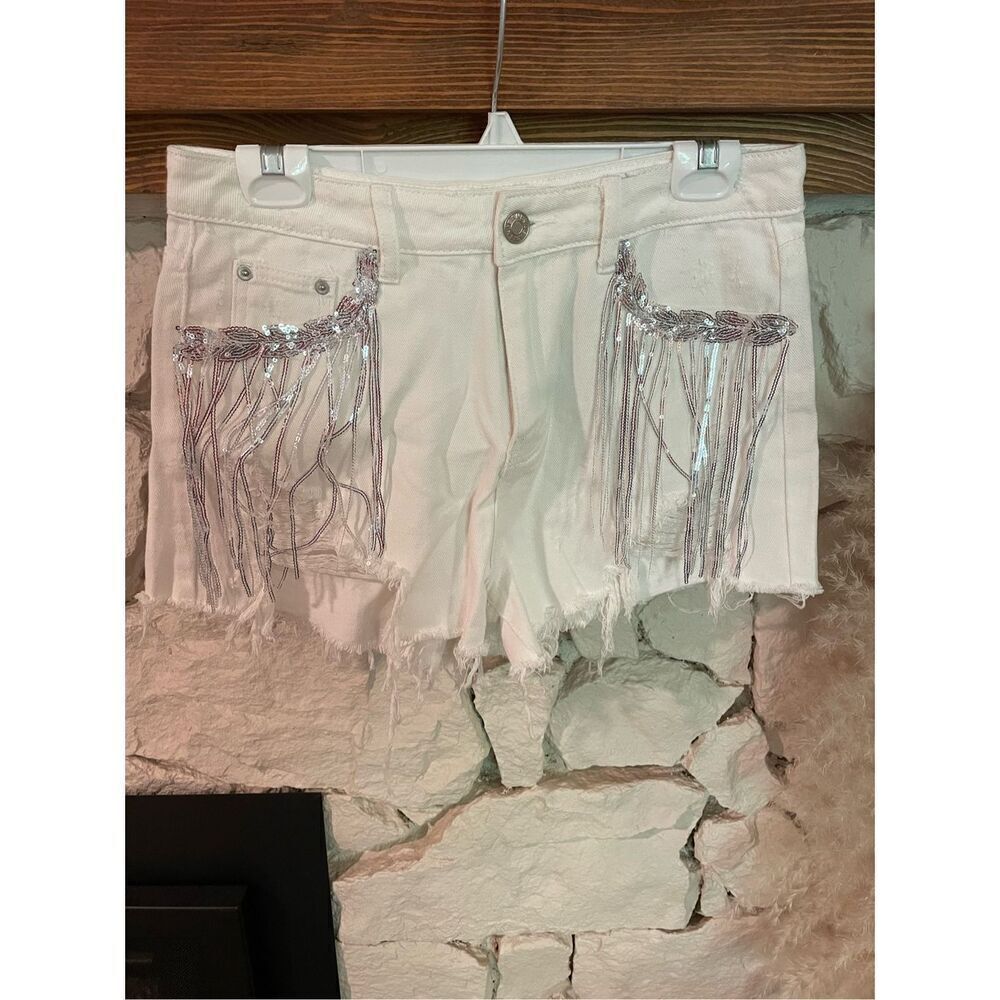Blue buttercup white‎ ripped diamond fringe shorts size M
